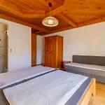 Gruenbichel Hof Ii Apartment *